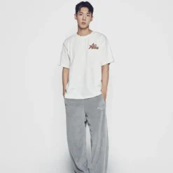Alternative view of Quần Basic Logo Velour Set Up Muối Tiêu
