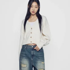 Alternative view of Áo Cardigan Crop Basic Logo Trắng Ngà